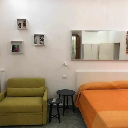 Rhome Away Tittoni *